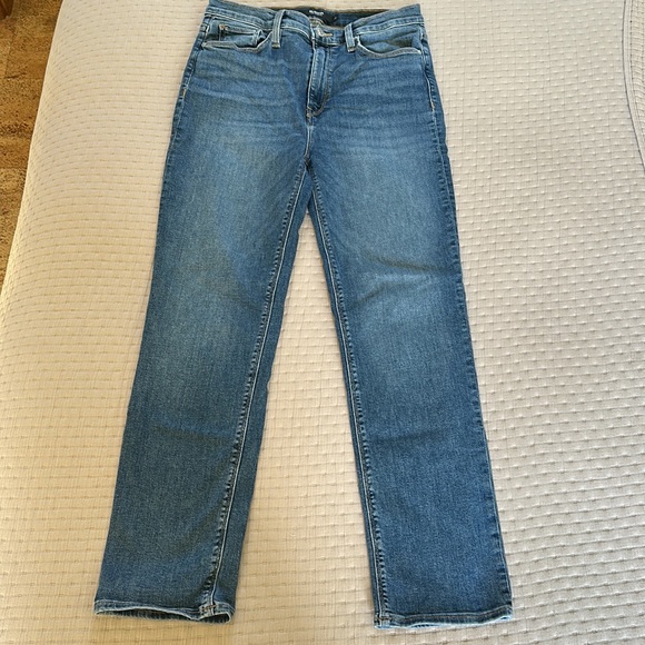 Hudson Jeans Barbara High Waist, straight leg ankle jeans in Omega wash - Picture 16 of 16